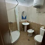 Cozy In The Center Apartment Shkodra